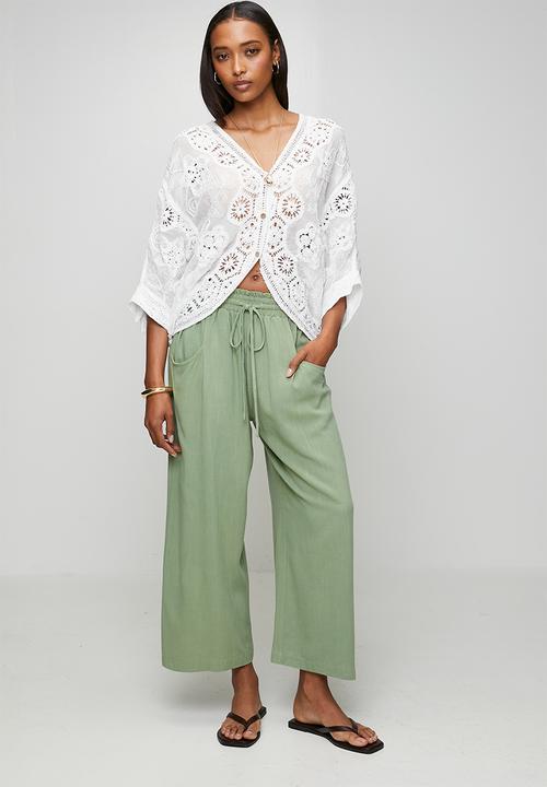 Izabel London - 3/4 Length Drawcord Straight Leg Pant - Sage