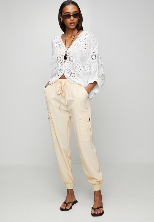 Izabel London - Ankle Length With Drawcord Easy Wearing Cargo Pocket Trouser  - Stone
