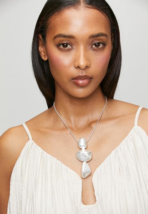 Tessa Design - Pia-Rose Abstract Metal Pendant Necklace - Silver