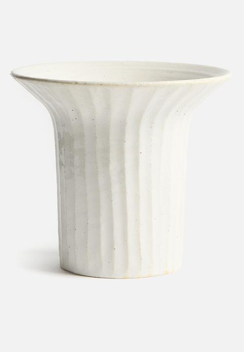 H&M - Textured stoneware vase - white