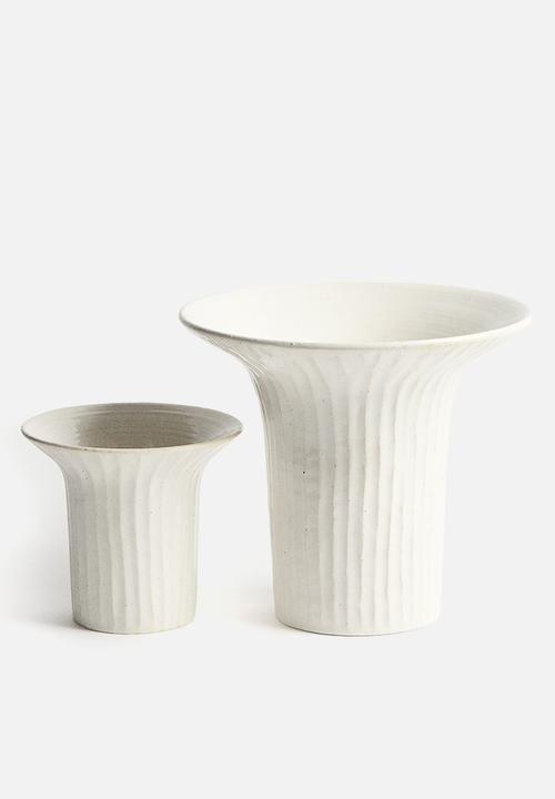 H&M - Textured stoneware vase - white