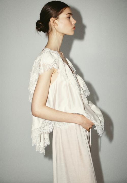 H&M - Lace-trimmed blouse - cream