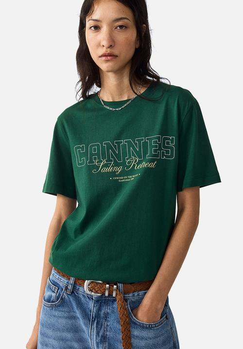 H&M - Printed t-shirt - green/cannes sailing retreat