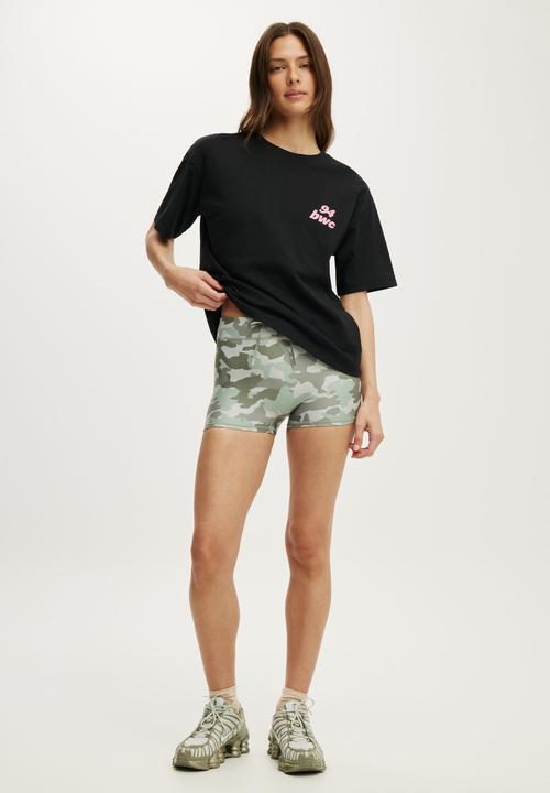 Cotton On - Active Graphic Tee - Black/Cuteility