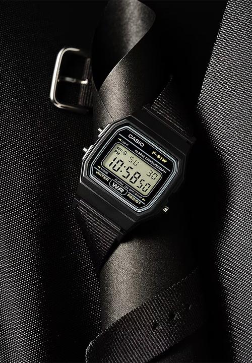 Casio - Standard Dig Square - Black