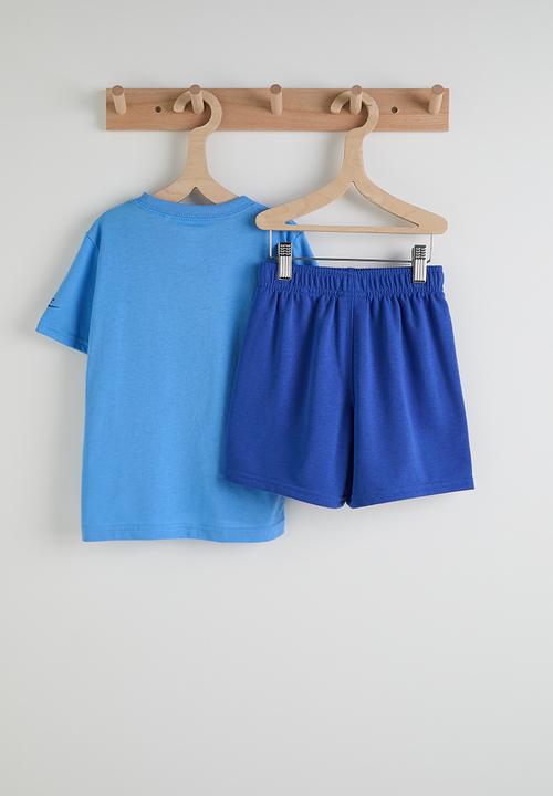 Nike - Nkb B Nsw Itz Relaxed Ft Short - Game Royal