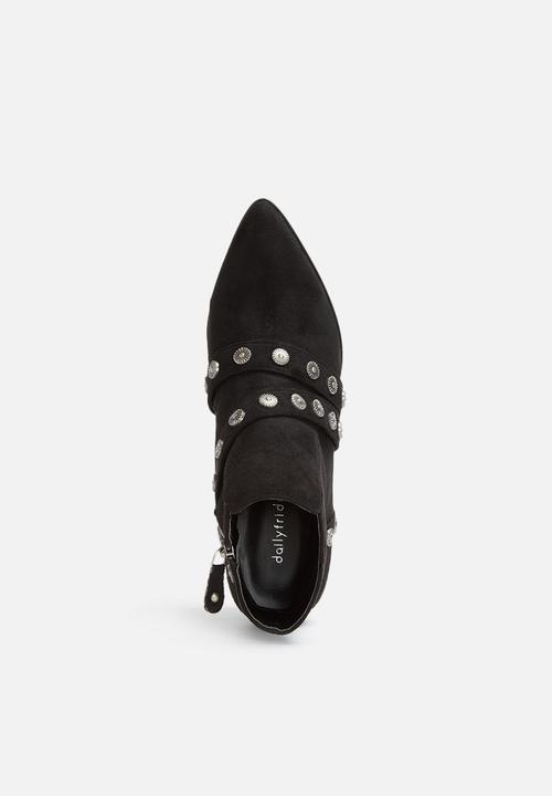 dailyfriday - Western embellished boot