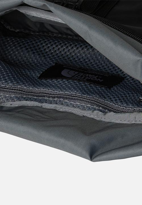 The North Face - Base Camp Shoulder Bag - Tnf Black-Asphalt Grey-Smoked Pearl (Bia)