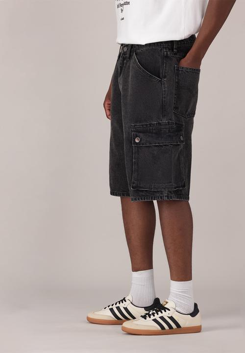 Levi’s® - 478 BAGGY CARGO SHORTS - MAKE EM PAY SHORTS
