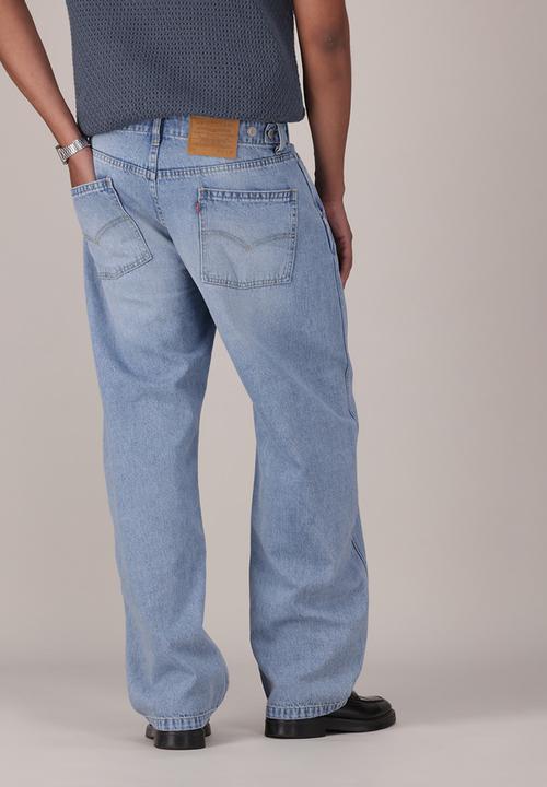 Levi’s® - BAGGY BARREL - RUNNING THE RACE
