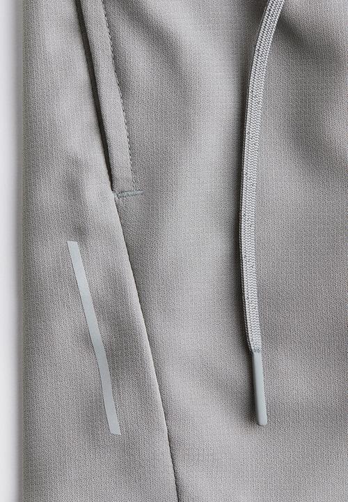 H&M - Lightweight quick dry running shorts​ ​ - light grey