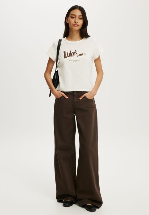 Cotton On - Lcn Original Graphic Tee - Lcn Wb Gilmore Girls Lukes Diner Gardenia