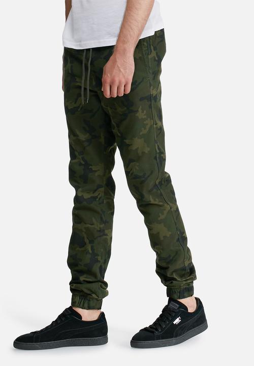 PRODUKT - Camo cuffed jogger