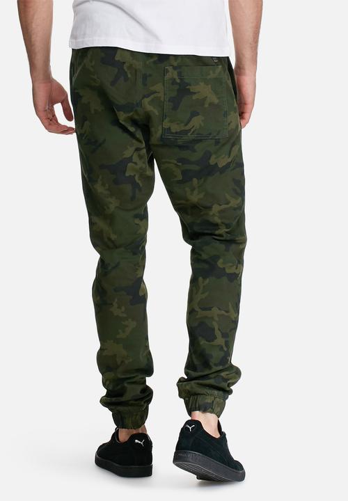 PRODUKT - Camo cuffed jogger