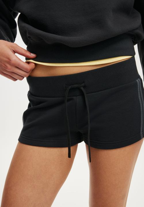 Cotton On - Micro Fleece Sweatshort - Shadowstone/Stripe