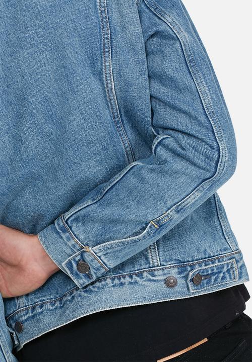 Levi’s® - Good sherpa trucker youngstown