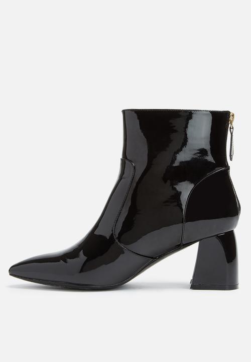 dailyfriday - Modern heel boot