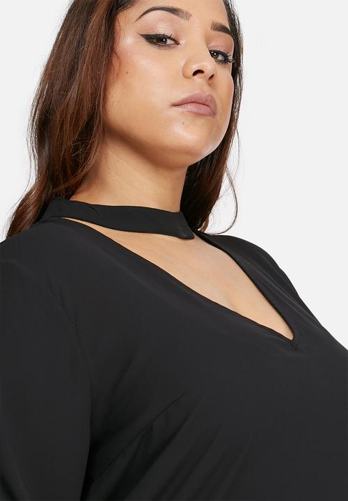 Missguided - Plus size choker blouse