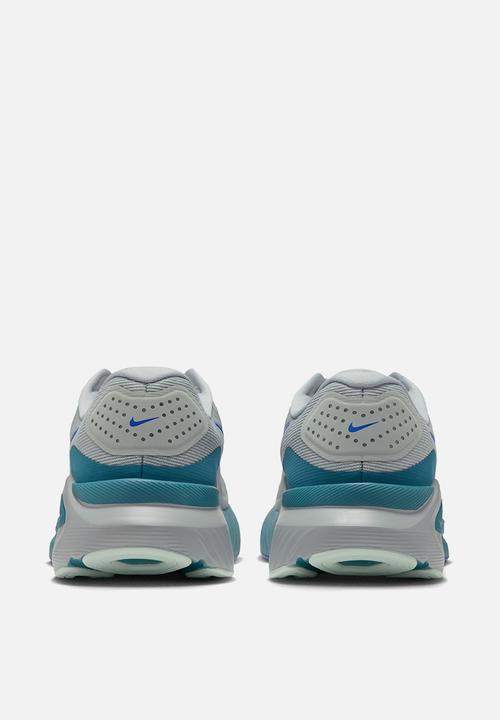 Nike - NIKE STRUCTURE 26