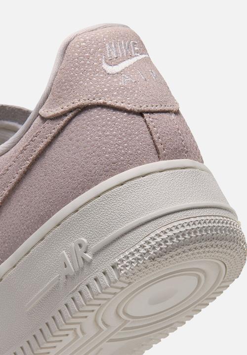 Nike - W AIR FORCE 1 '07 SE PREM+