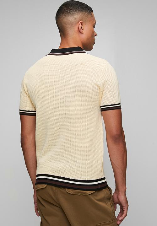 Jonathan D - Theo Knitwear - Natural