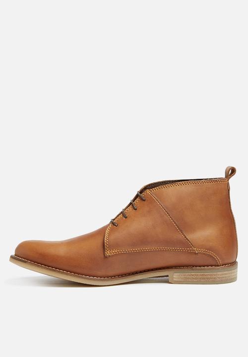 basicthread - Mpho leather boot