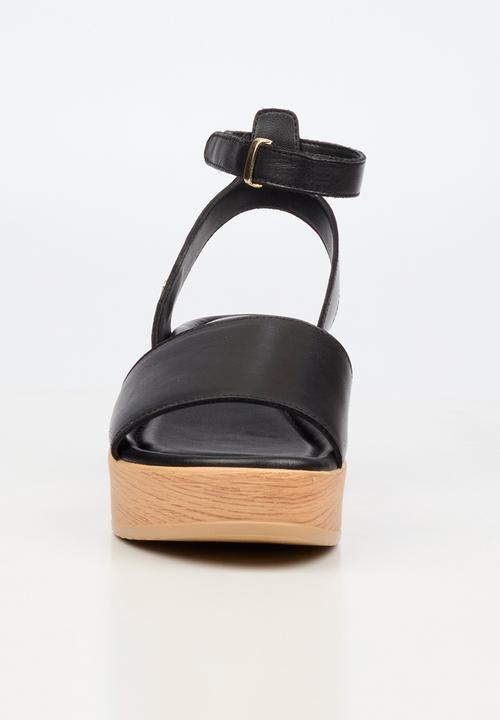 Nicci Tyler - Luisa 1 Leather Espadrille Wedge Heel - Black