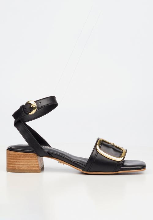 Nicci Tyler - Teresa 1 Leather Big Buckle Ankle Strap Heel - Black