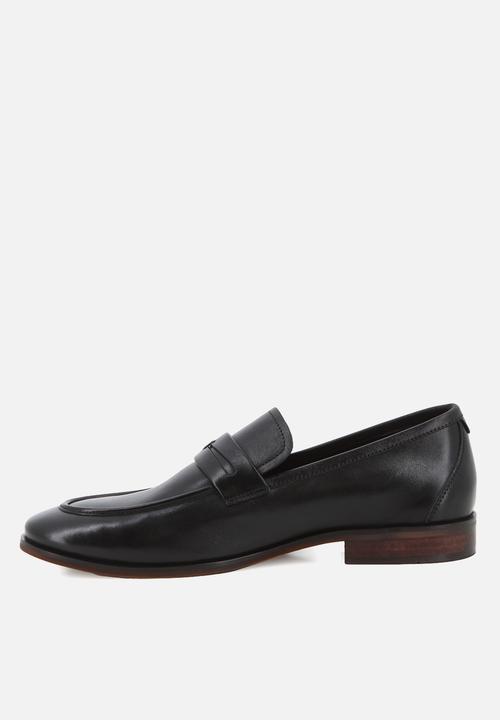 Hush Puppies - Nathaniel - Black