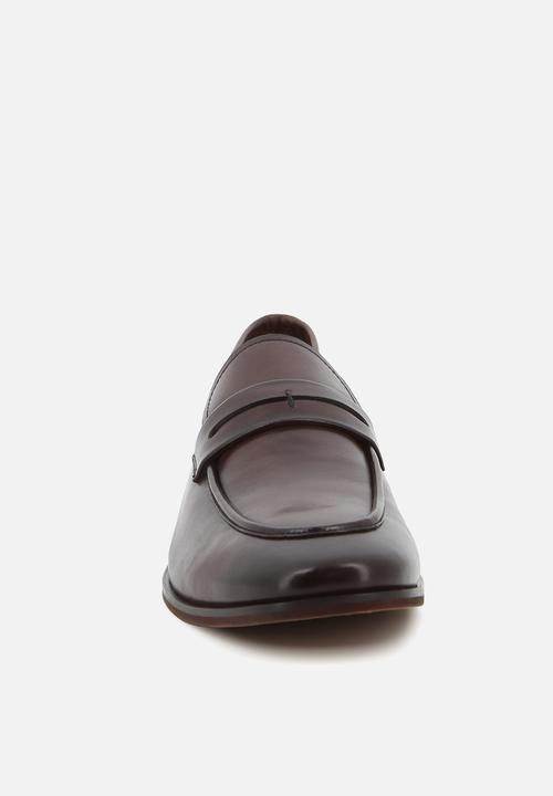 Hush Puppies - Nathaniel - Brown