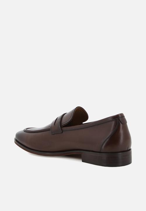 Hush Puppies - Nathaniel - Brown