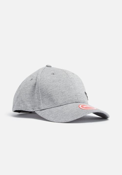 PUMA - Metal cat cap
