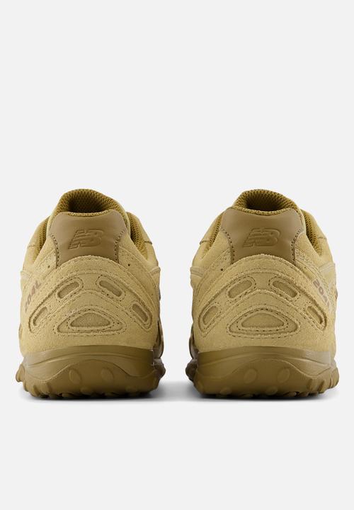 New Balance  - 204L
