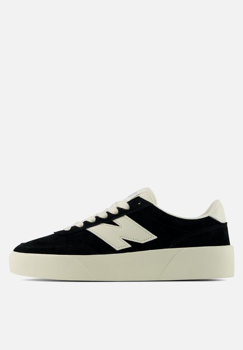 New Balance  - 750