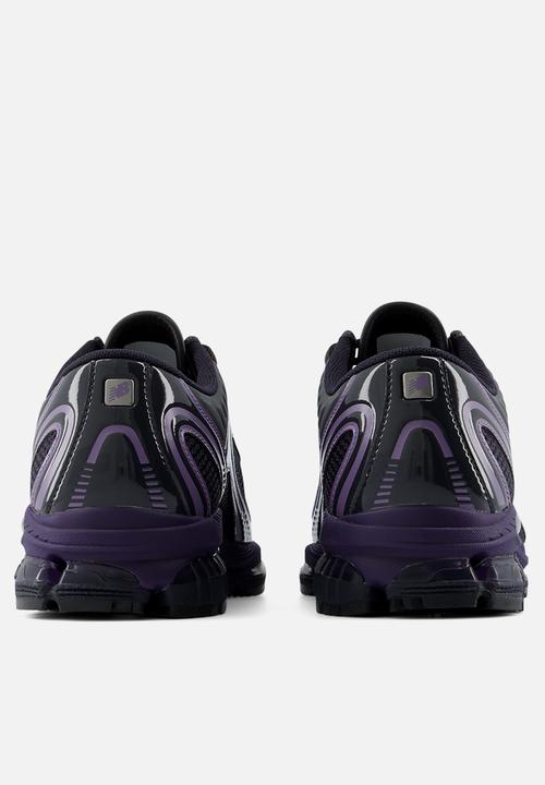 New Balance  - U18905JK