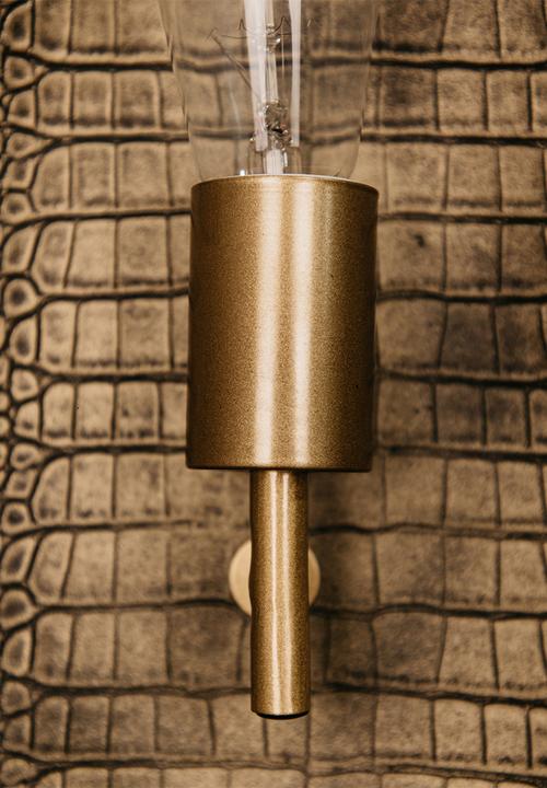 Noha - Iris Wall Light