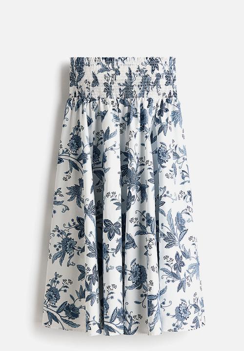 H&M - Smocked-waist skirt - white/blue floral