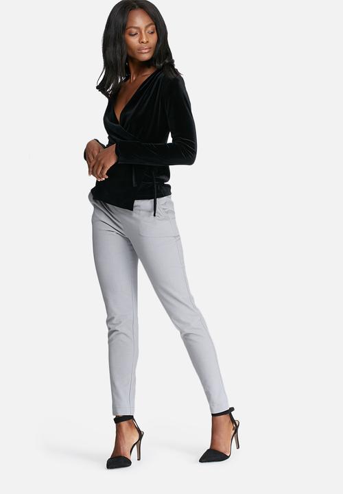 dailyfriday - Velvet wrap blouse