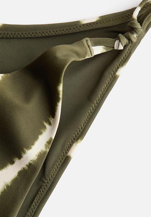H&M - Cheeky tanga bikini bottoms - dark green/striped