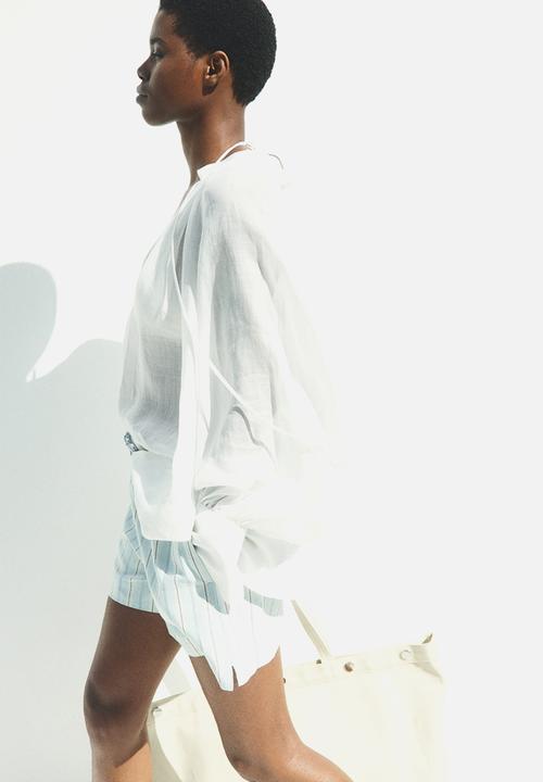 H&M - Linen-blend paper bag shorts - light blue/striped