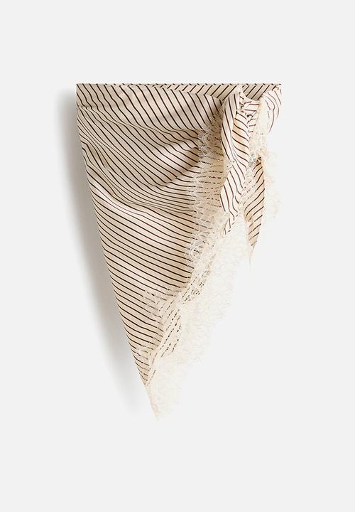 H&M - Lace-trimmed triangle scarf - light beige/striped