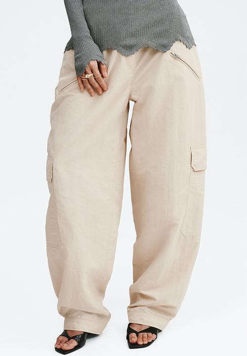 H&M - Oversized cargo trousers - light beige