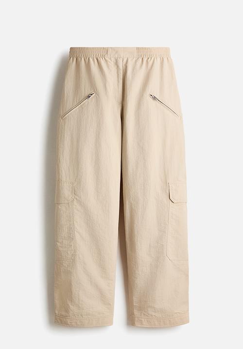 H&M - Oversized cargo trousers - light beige