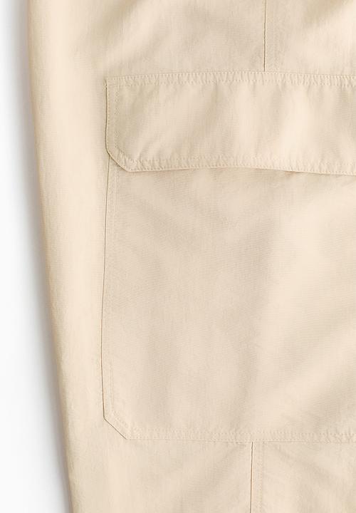H&M - Oversized cargo trousers - light beige