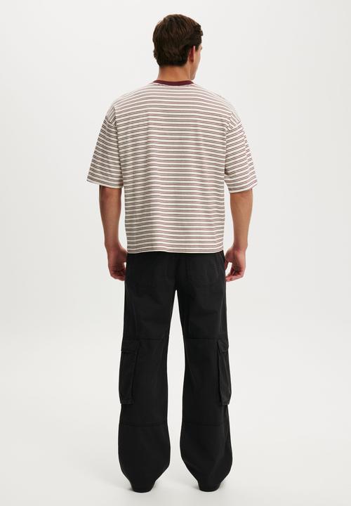 Cotton On - Baggy Cargo Pant - Black