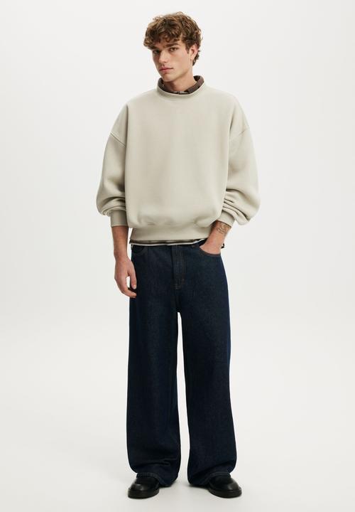 Cotton On - Relaxed Crew Sweater - Stone