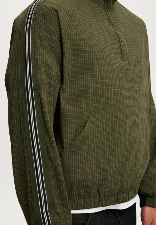 Cotton On - Quarter Zip Spray Jacket - Green Mini Check
