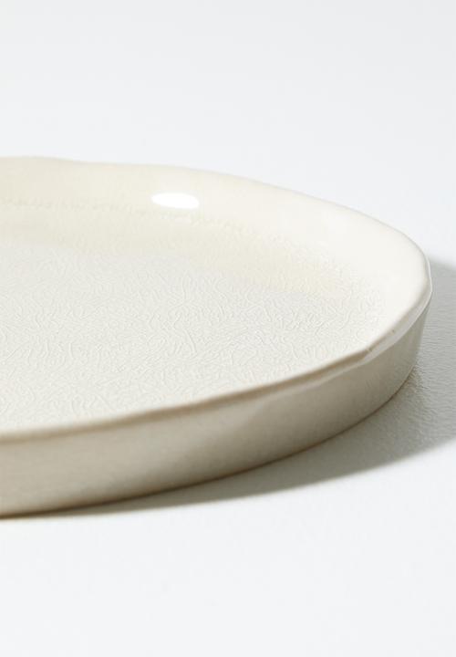 Sixth Floor - Stoneware Fish Side Plate - Natural