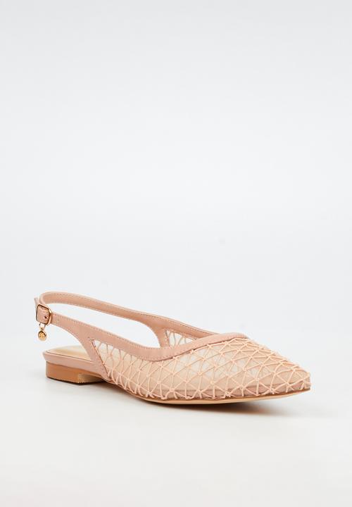 Miss Black - Lavelle 3 embroidered pump - natural