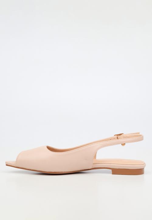 Miss Black - Lavelle 5 peep toe pump - natural